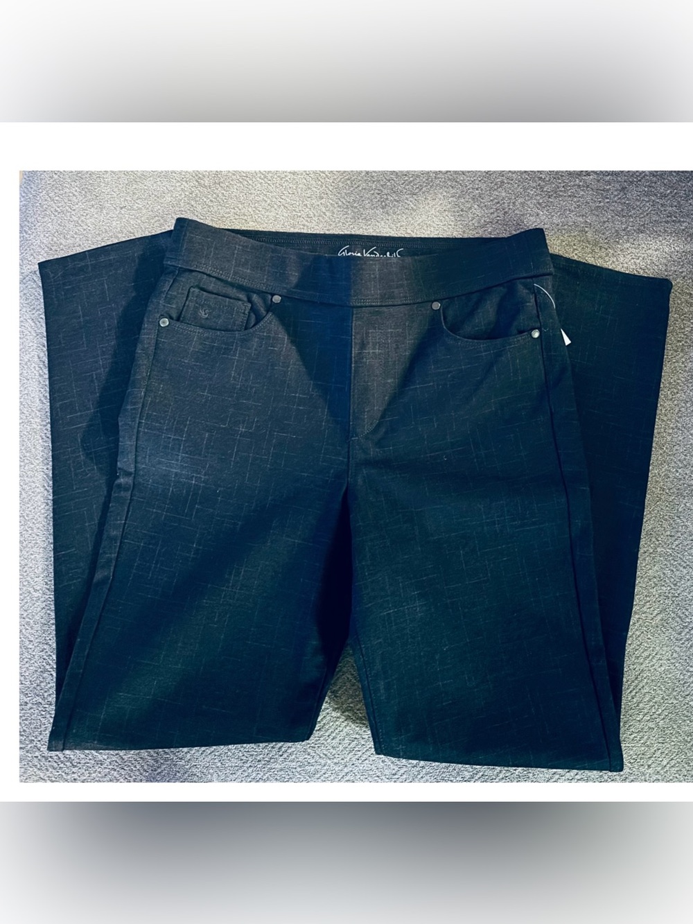 Gloria Vanderbilt Avery Straight-Leg Pull-On Pants in Charcoal Black - Picture 6 of 8